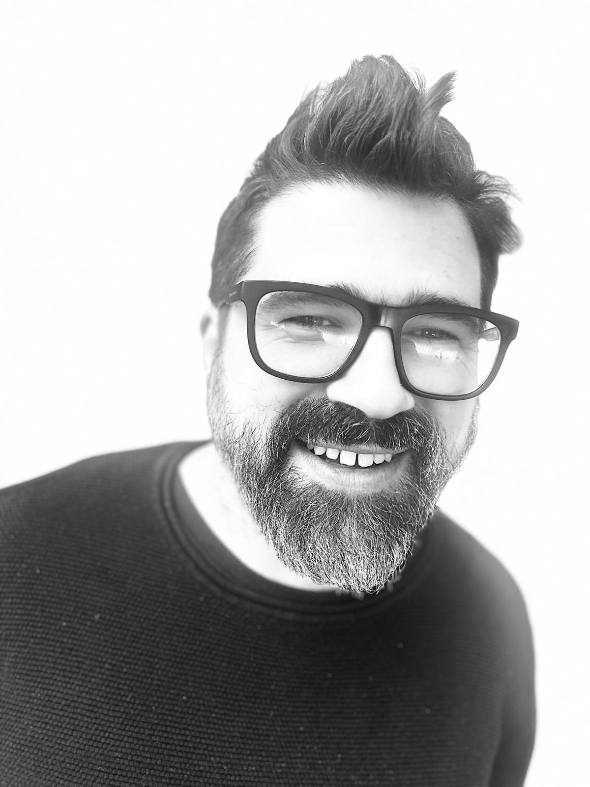 András Bezzegh